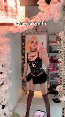 fairybabygothfree - Super hunk @realbigtre invited @hungbiswitch over for a surprise of a