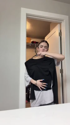 smmaehara - Give me reasons why you should see more of my little pink pussy 😘