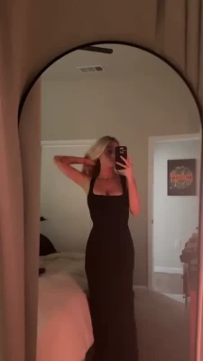 natalie_hooper - ……grab my hips and go to work. 💦💦  Tip me and you get so