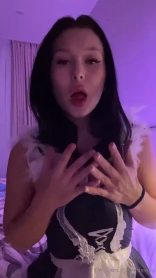 theabbylee - Is it really see-through? 🙂‍↕️