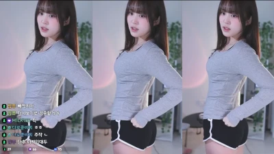 daro__hui - I don't know what came over me..   Trying to find my sexiness