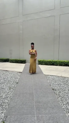 leigh.mag - Can someone help me take this off? 😏