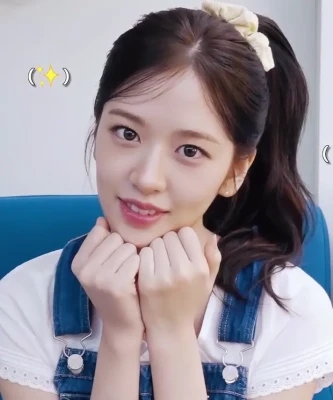 _yujin_an - What's on your mind? Why don't you slide into my DMs and tell me?