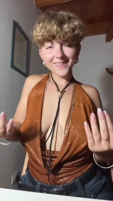 justshaniah - BEING A DIRTY LITTLE SLUT Tip $5 and receive this 🔥H🔥O🔥T🔥