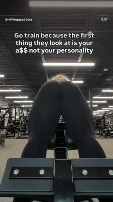 drvikinggoddess - Looking at my dick is known to cause an oral fixation 💋