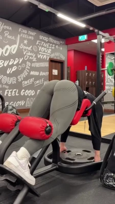 _mommymewtwo - I want to be your naughty girl. X