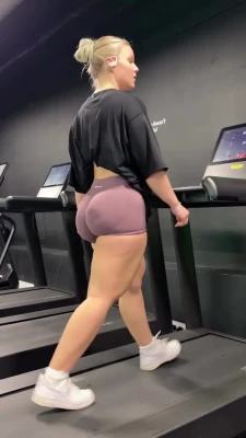 _mommymewtwo - I heard you're a player. Nice to meet you, I'm the coach.