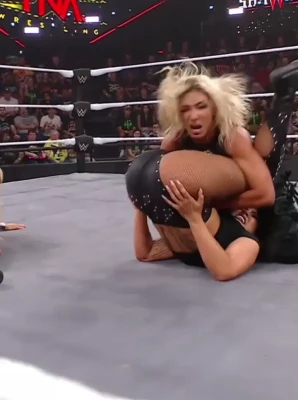 jaida.parkerwwe - March photo pack! 40 pics Ahegao, POV, up close, butt plugs, ass,