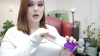 princessfetdoll... - 😛 When the clock strikes 12 some of you may want to check your