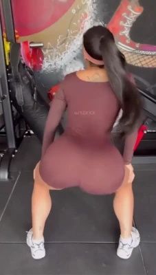 taina - YEAH YEAH 😍😍😍