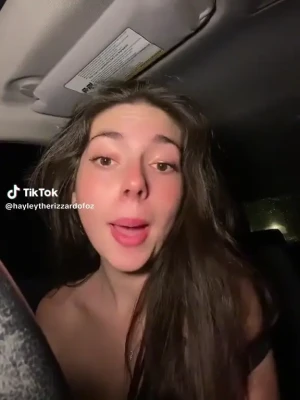nothayleybenson - I might go for a walk with my butt plug in 👀👀