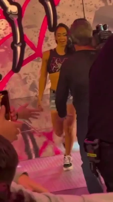 theajmendez - Pic set cosplaying as a milf Police Officer look at all that cum in