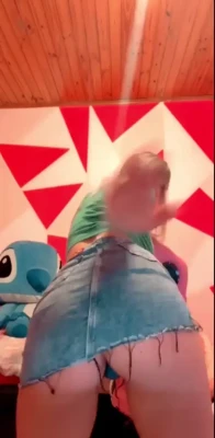 loore__s2 - Tits & ass = totally awesome 🤤
