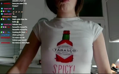 valentina.bergonzixx - don't you wanna see vids like these or better but naked? please