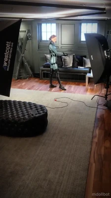 mdollbot - Would you do my bidding? Would you bend to my will?