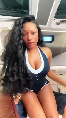 theestallion - 希望每天都可以裸體給大家看😝