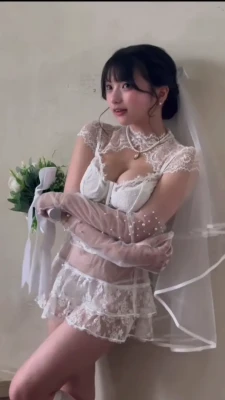 aquamarin__ - Been trying to post the spanking video since the 11th and it won’t
