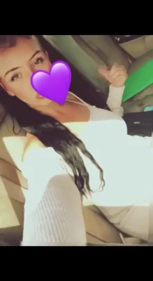 chadisbad - I feel like doing a custom 😜 so the first person that tips $50 on