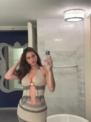 sarahemilyhope - Discounted price to join my exclusive VIP🔥🔥🔥  TODAY