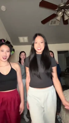 gabby.hua - The other white meat 💁‍♀️What is your preference for body