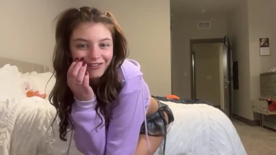 chloecookk - If you let me ride I'll return the favour 😍💞