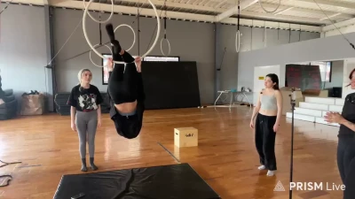 sylvee - I tried to do the mirror trend but i think i still need some practice