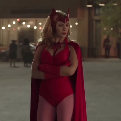 elizabeth_olsen - I love fucking my ass and tasting it !