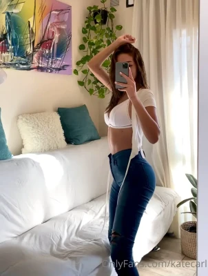 katecarl - What would you say if I asked you to fuck me in this dressing room?