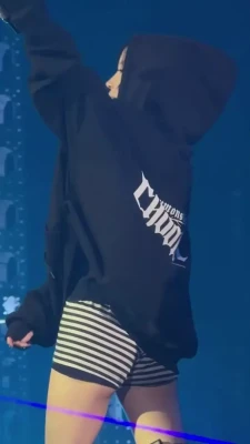 babymonster_ygofficial - Tout est naturel dans la vidéo... j'ai été réveillée au milieu