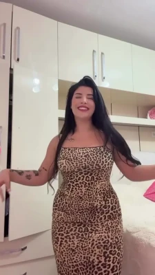 akgunnice - POV; you’re walking by and you see me fixing my bed 💕