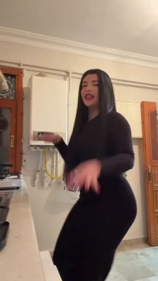 akgunnice - say hi to my juicy ass 🍑🍑