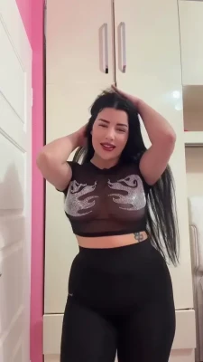 akgunnice - Jijiji, haciendo cam me pongo caliente y os lo grabó....