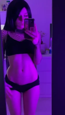 zira - Any ass fans out there? Hmmm?? I can't hear you...  Well, YOU are