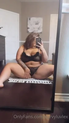 curvyluvlex - Come play with it