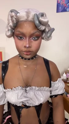 spoilbaezy - Do you wish i was your GF ? 😁❤