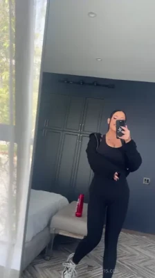 angelawhite - What kinda set would you like to see from me next? 🤍🍬