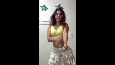 soyyulicastillo - Daddy and I were wondering... What kind of content would you like to