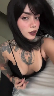 raymattos - Sweet kiss from a nurse💖