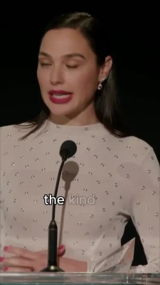 gal_gadot - How would you wake me up? 😁