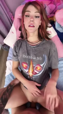 saycat - Swipe for lil boobies 🍒 😉