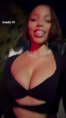 chloebailey - The biggest tits i have ever seen in my life. I met AmorLuv the other