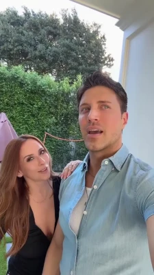 jenniferlovehewitt - Do you like my pantyhose? 🤭🔥