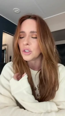 jenniferlovehewitt - Should I drop the towel?