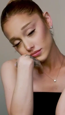 arianagrande - Like my ass covered in fishnets? 💙