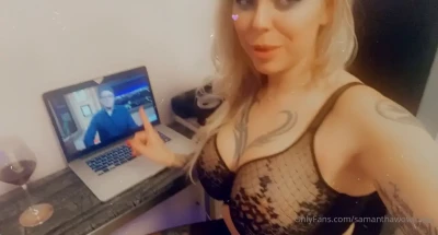 samanthawowjones - Out and about down the river 💕