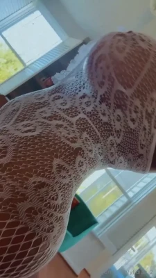 ylidiaz_2 - DOGGY DILDO SUCKING
