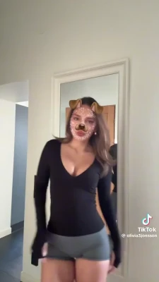 olivia3jonsson - I love showing off outside ☺️☺️