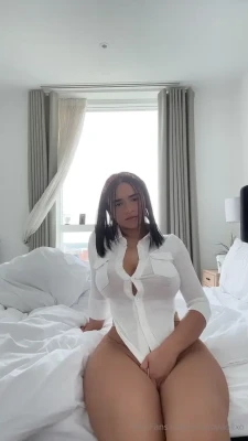 urbabydollxo - Finally Monday