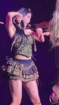 zuhazana - Sucking in and out!!