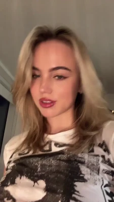 emmabrookes - 📣This weeks lewd tease video📣❗️1.5 minutes. ❗️Boob